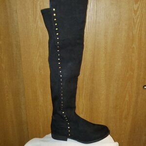 New in box Women knee high boots